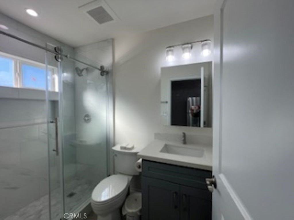 2426 W Saint Gertrude 1/2 - Photo 6 of 16