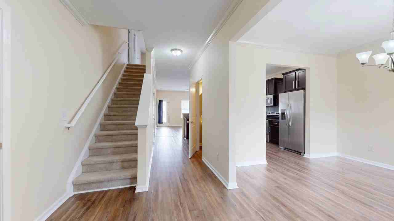 2822 Hopeton Ct - Photo 4 of 20