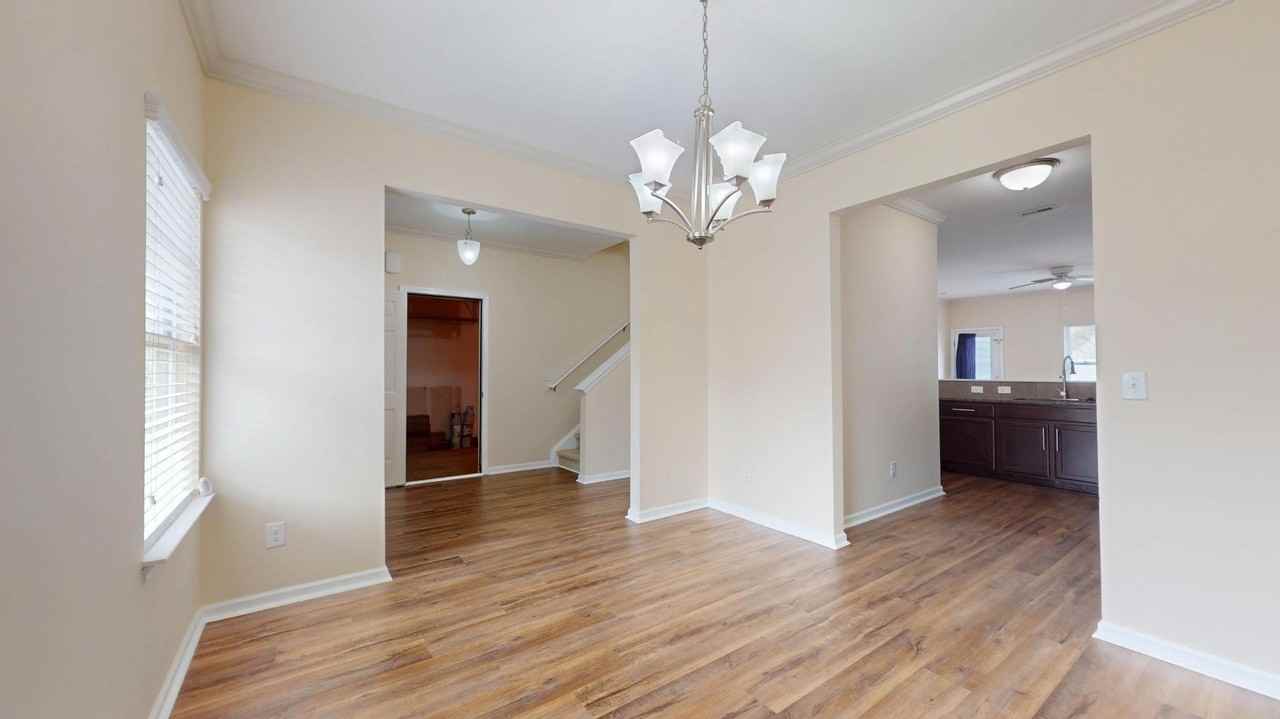 2822 Hopeton Ct - Photo 7 of 20