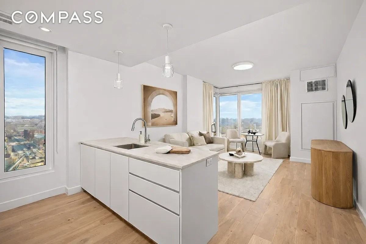 130 2nd St #7D - Photo 2 of 18