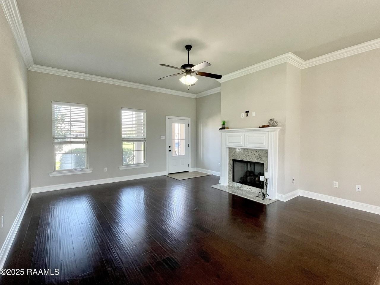 103 Sapphire Springs Rd - Photo 3 of 27