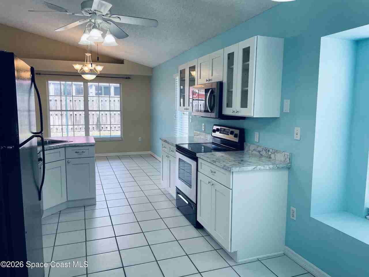 1231 Cypress Bend Cir - Photo 7 of 39