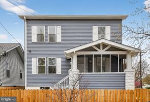 featured image of 2932 Yost Pl Ne