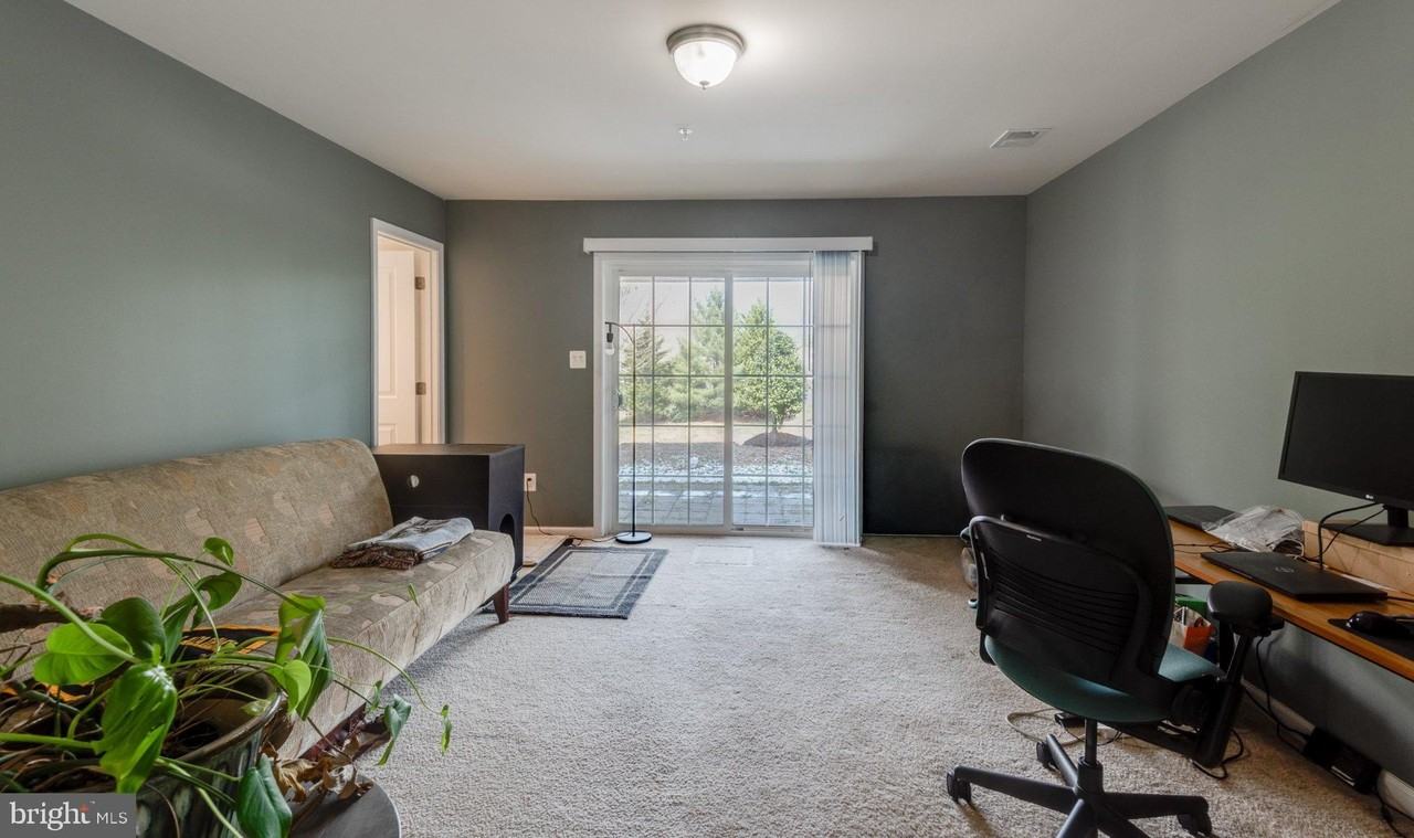 43688 Winterberry Way - Photo 6 of 27