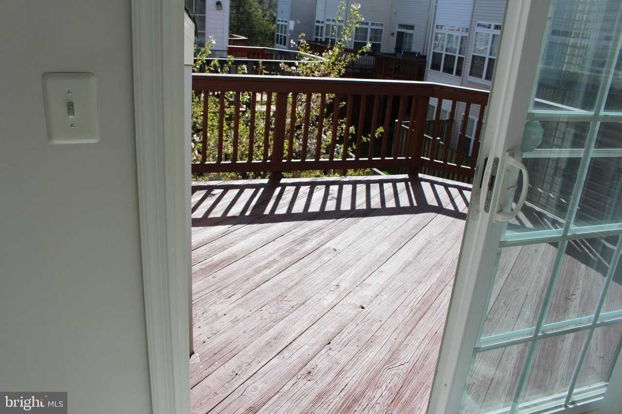 7337 Oldham Leeds Way - Photo 7 of 16