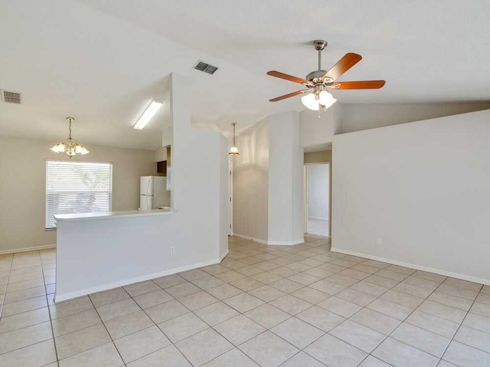 918 Palm Forest Ln - Photo 2 of 14