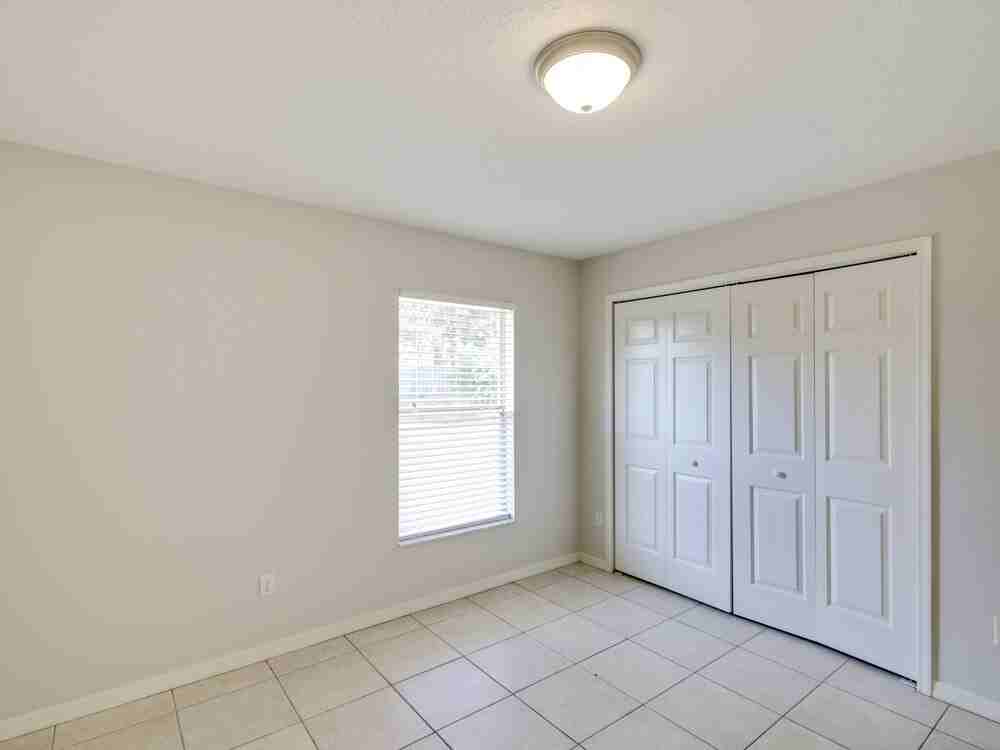 918 Palm Forest Ln - Photo 6 of 14