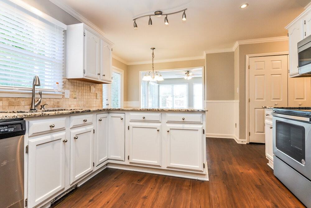 3437 Singleleaf Ln - Photo 5 of 15