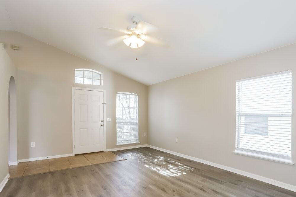 17031 Ongar Ct - Photo 3 of 16