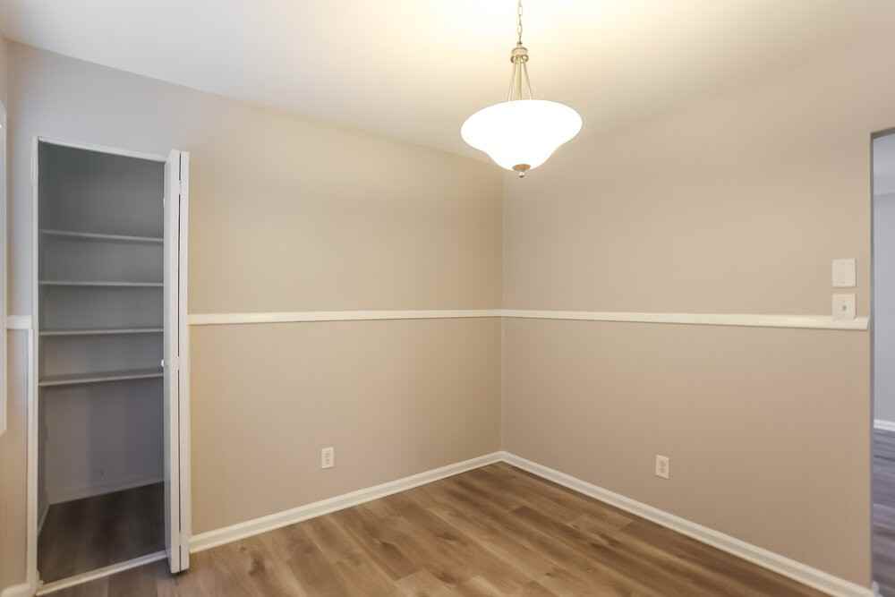 1550 Flicker Rd - Photo 6 of 16