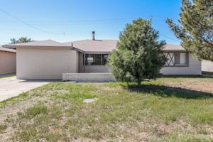 featured image of 8037 E Oak St