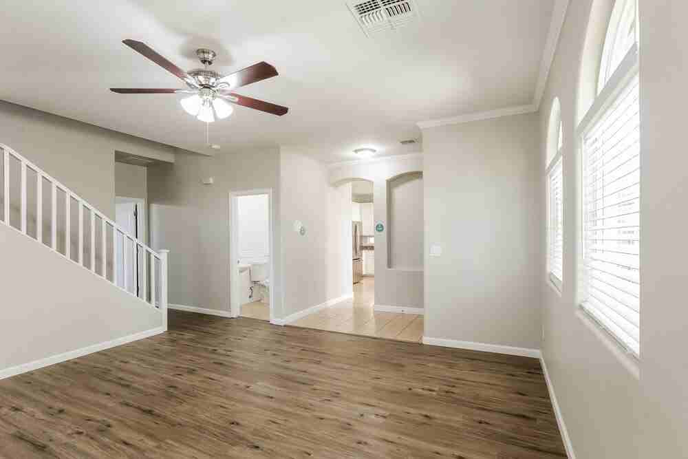 10260 E Isleta Ave - Photo 5 of 17