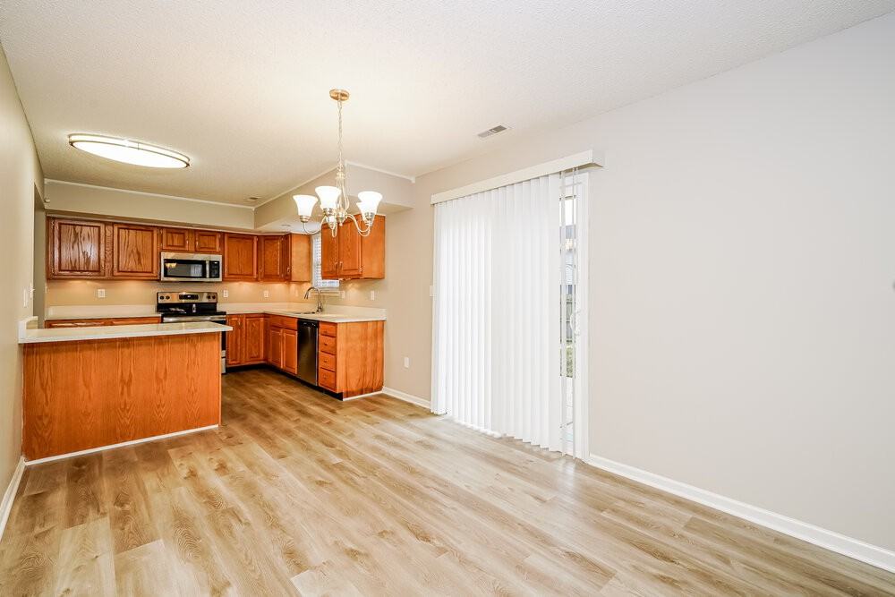 9005 Lighthorse Dr - Photo 6 of 17