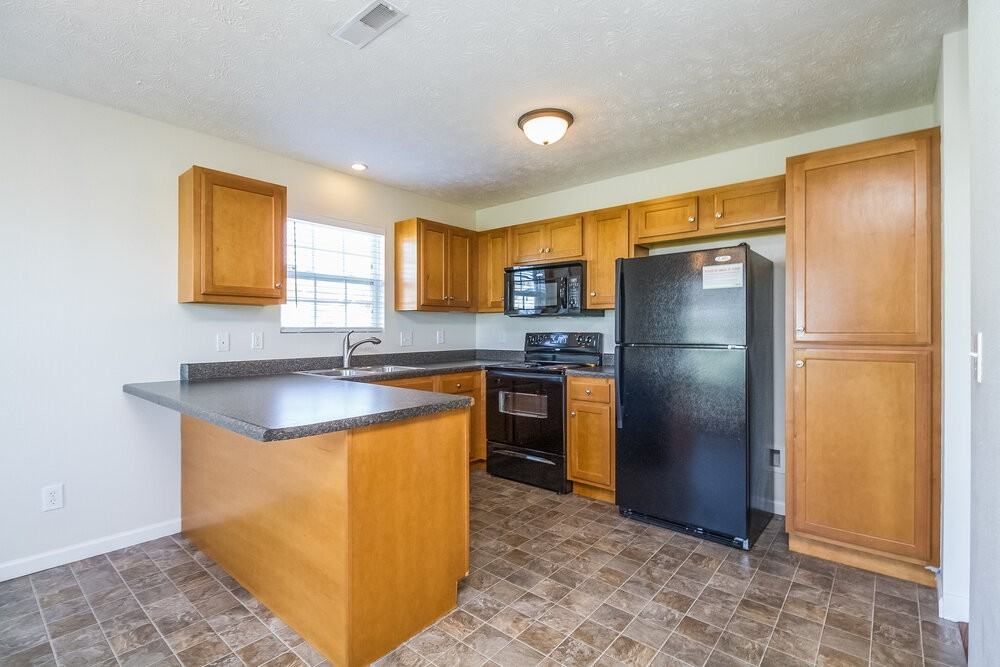 1533 Passage Dr - Photo 5 of 15