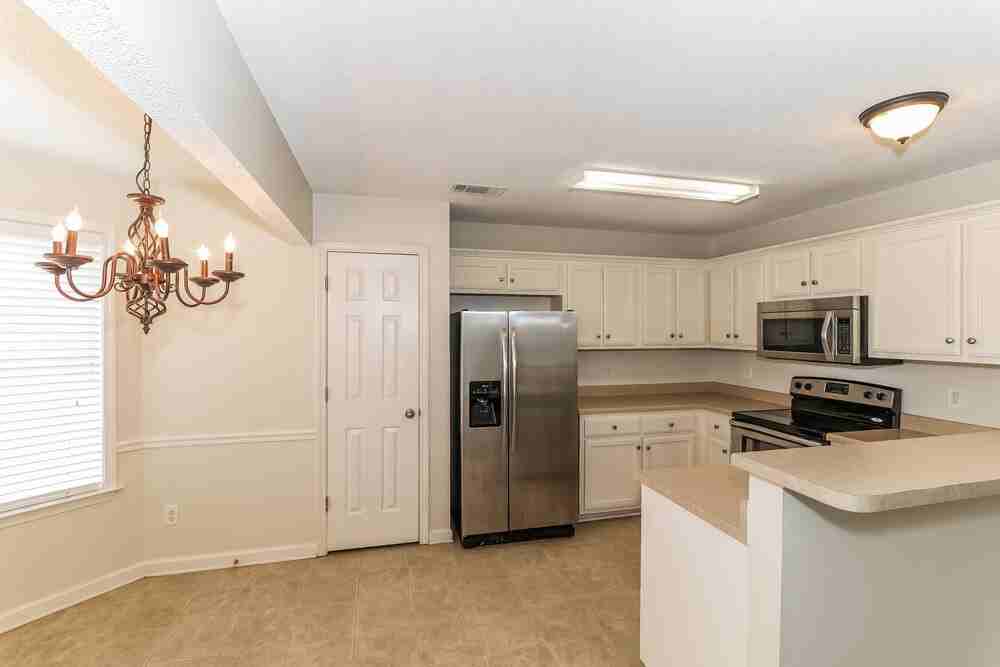 1224 Whistler Dr - Photo 6 of 15