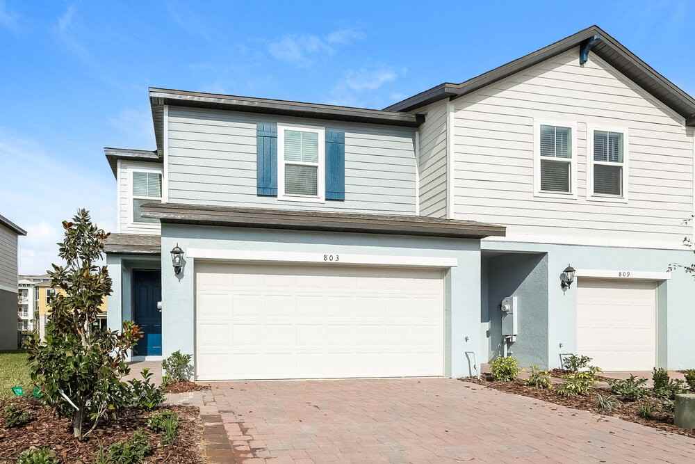 803 Legacy Dr