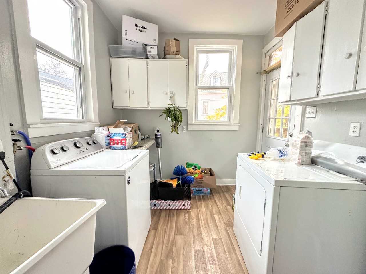 403 Biddle Avenue - Photo 5 of 13