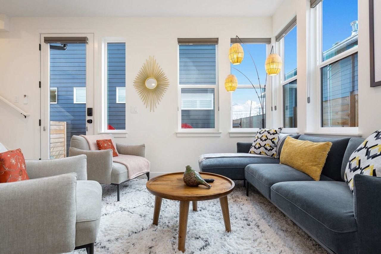 4404 37th Ave Sw #1054655P - Photo 2 of 38