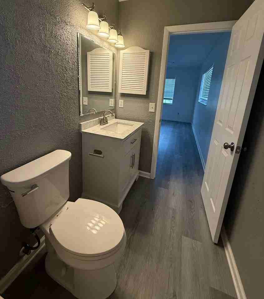 5064 Springwood Rd #1 - Photo 2 of 32