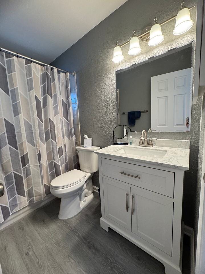 5064 Springwood Rd #1 - Photo 4 of 32