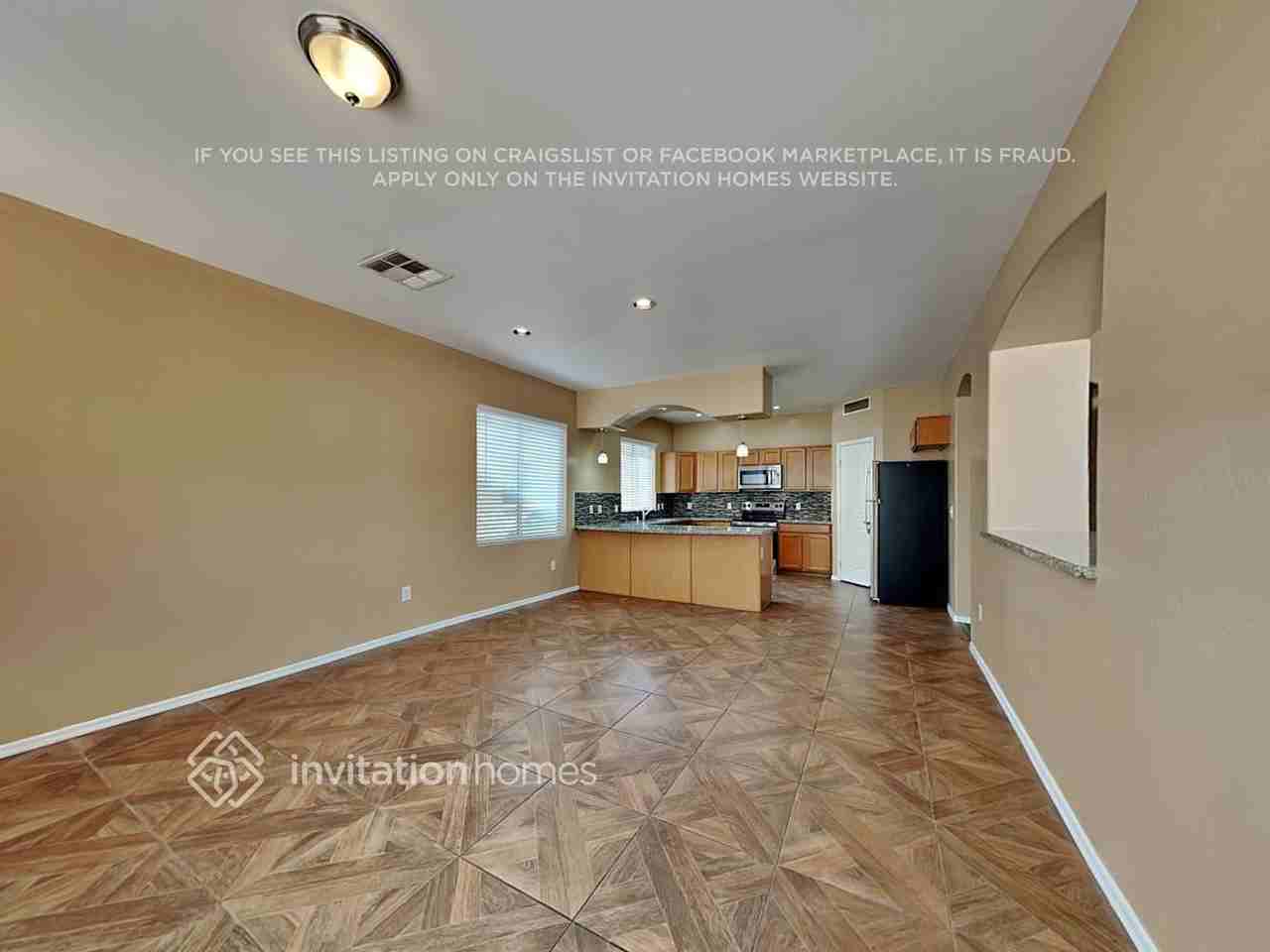 1323 S 121st Ln - Photo 5 of 18