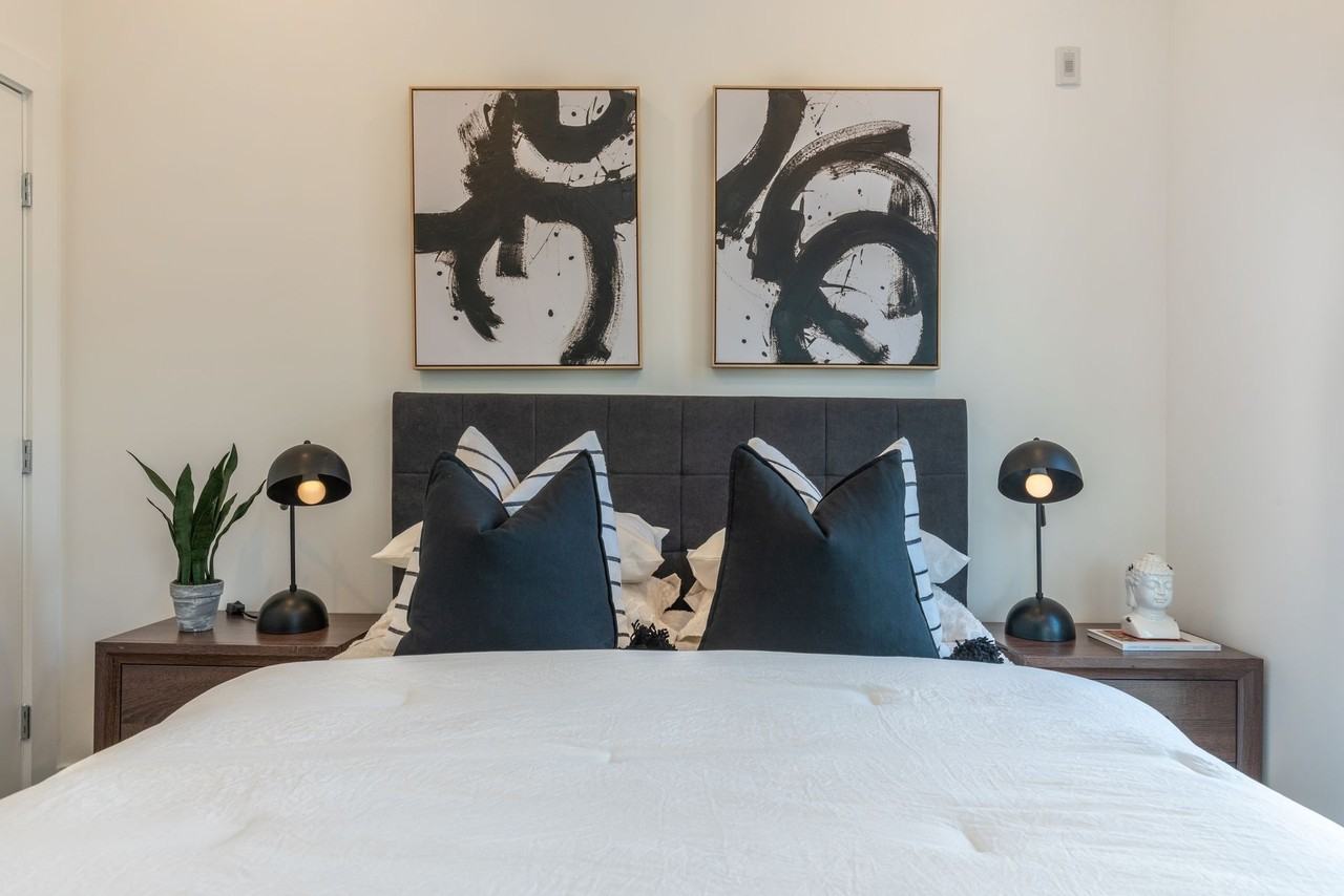 The Nook - Photo 5 of 50