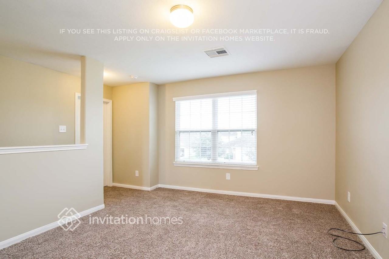 1023 Doubletree Glen Dr - Photo 5 of 13