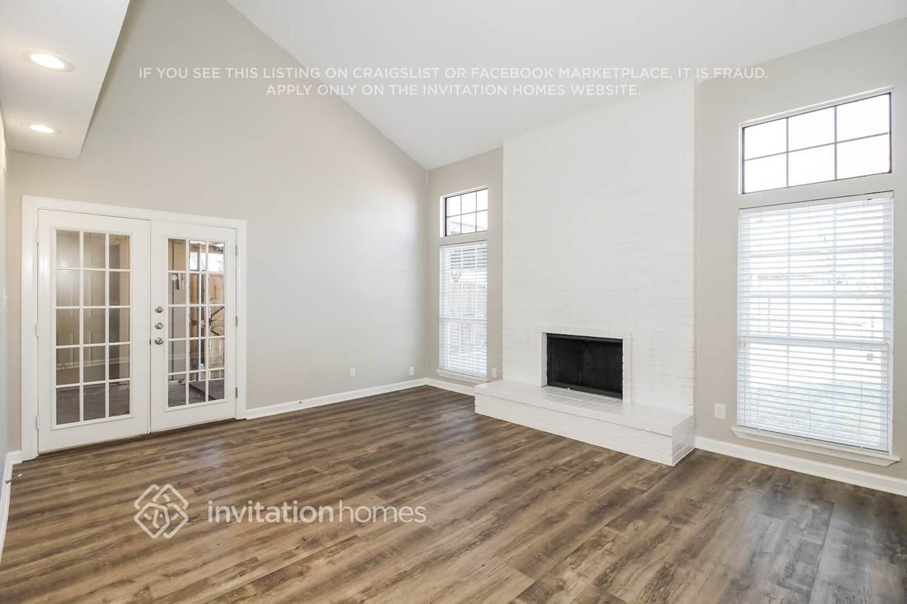 4308 N Colony Blvd - Photo 3 of 15