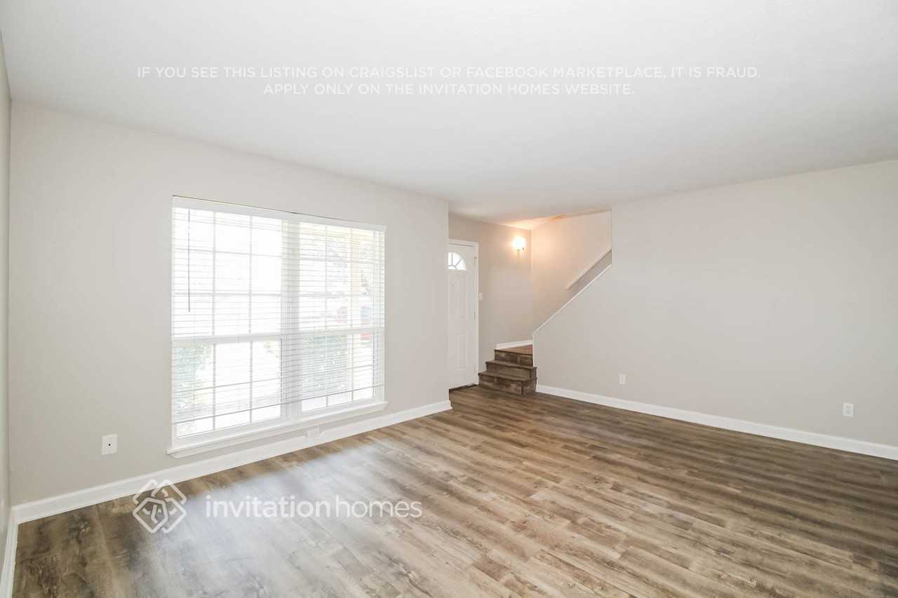 4308 N Colony Blvd - Photo 4 of 15