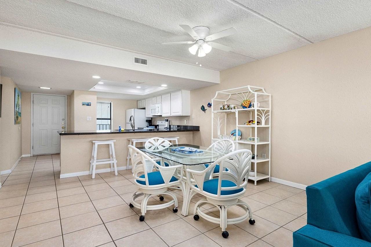 404 Padre Blvd #1507754P - Photo 5 of 13