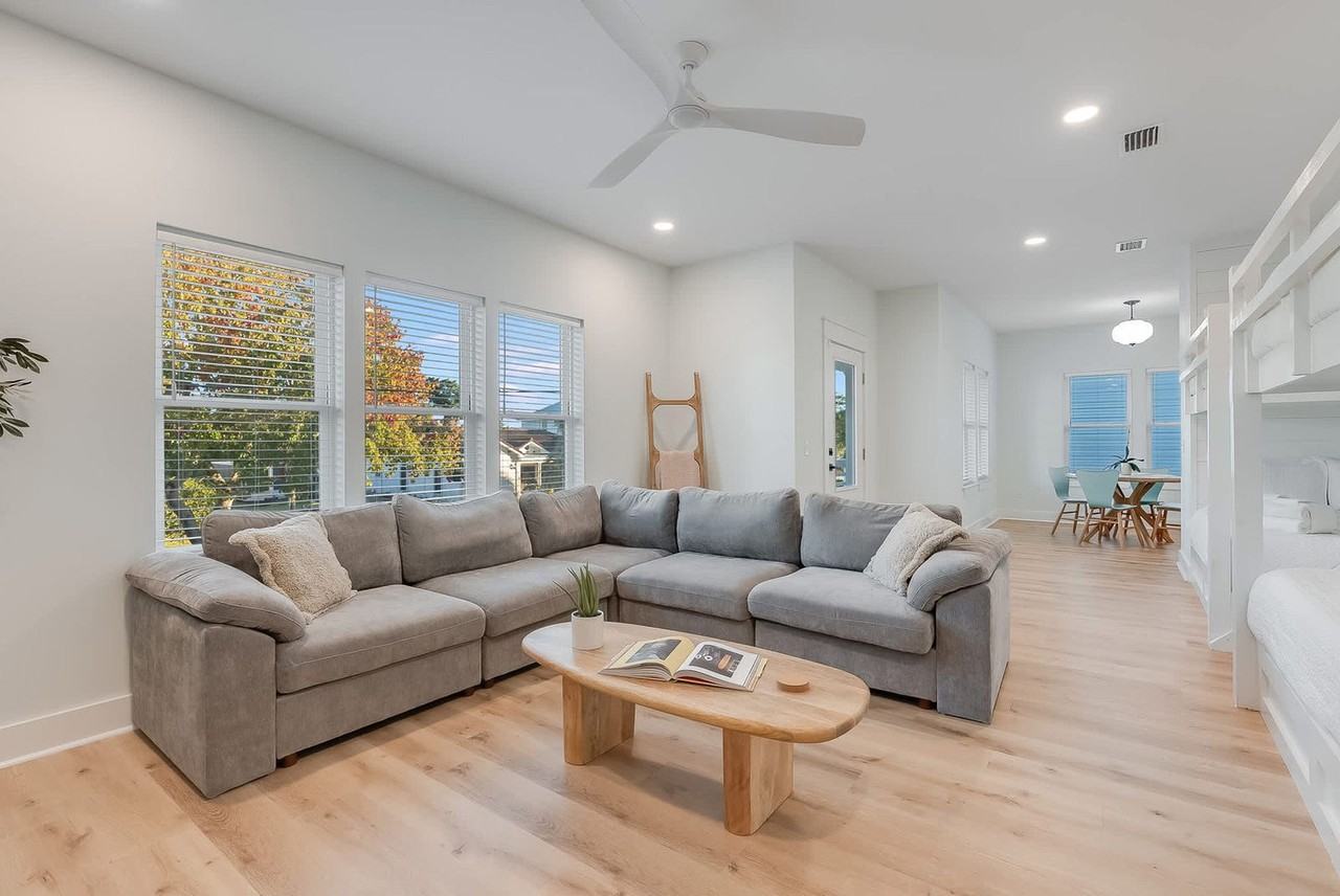 223 E Lakeshore Dr #1511640P - Photo 5 of 50