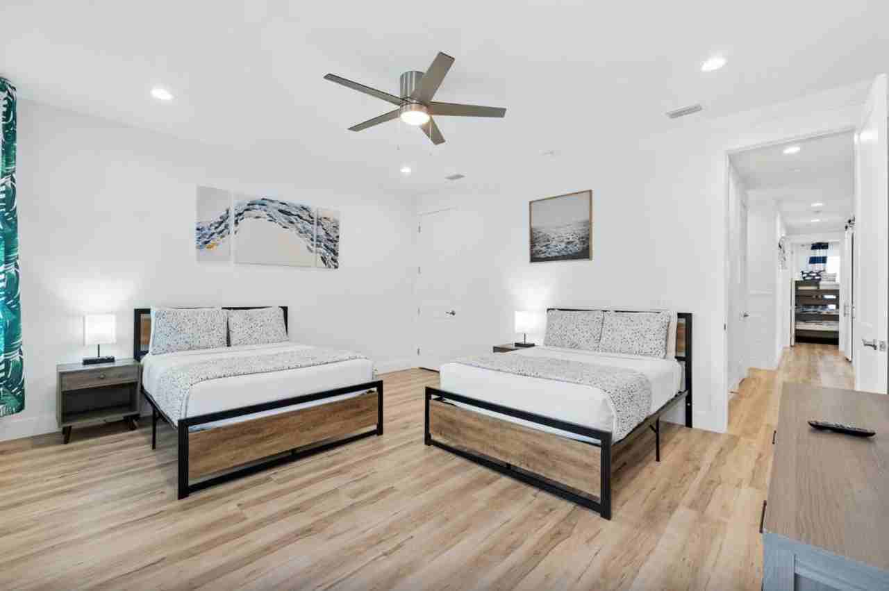 504 Lyndell Ln #1511647P - Photo 6 of 15