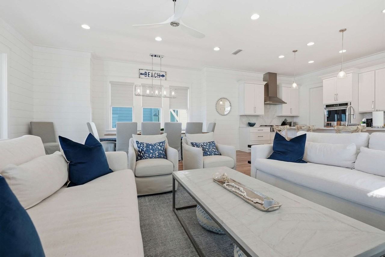 419 Lakefront Dr #1511649P - Photo 2 of 50