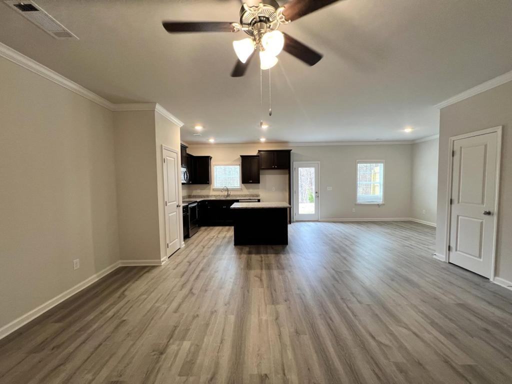 137 Chase Xing - Photo 6 of 34