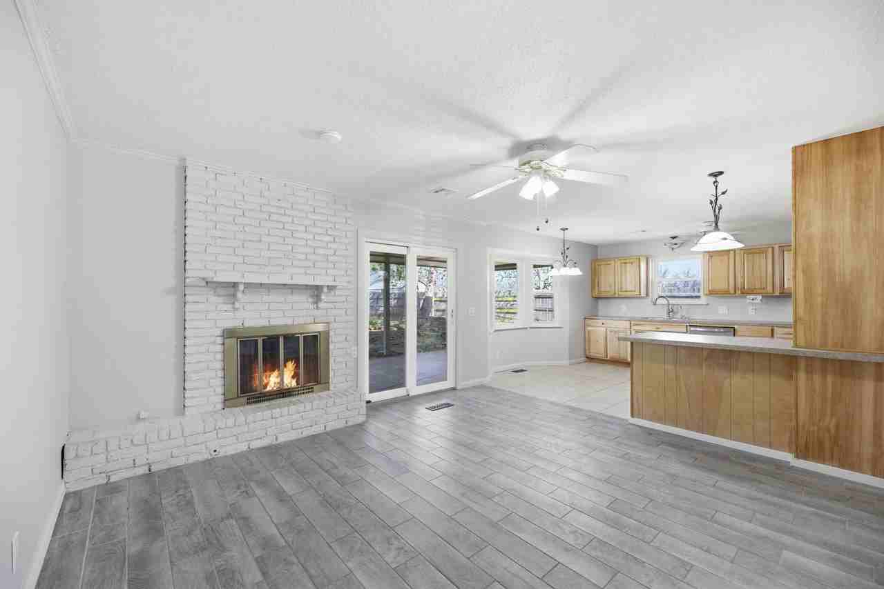 17216 S 91st East Ave - Photo 6 of 18