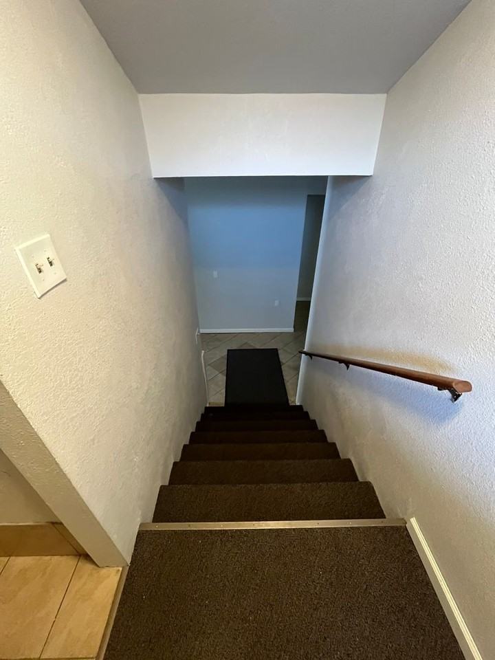 405/407 Lathrop Street - Photo 2 of 14