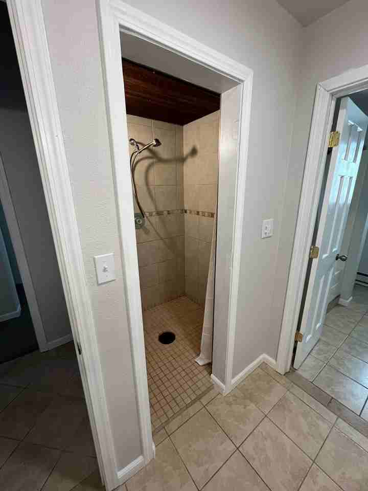 405/407 Lathrop Street - Photo 7 of 14