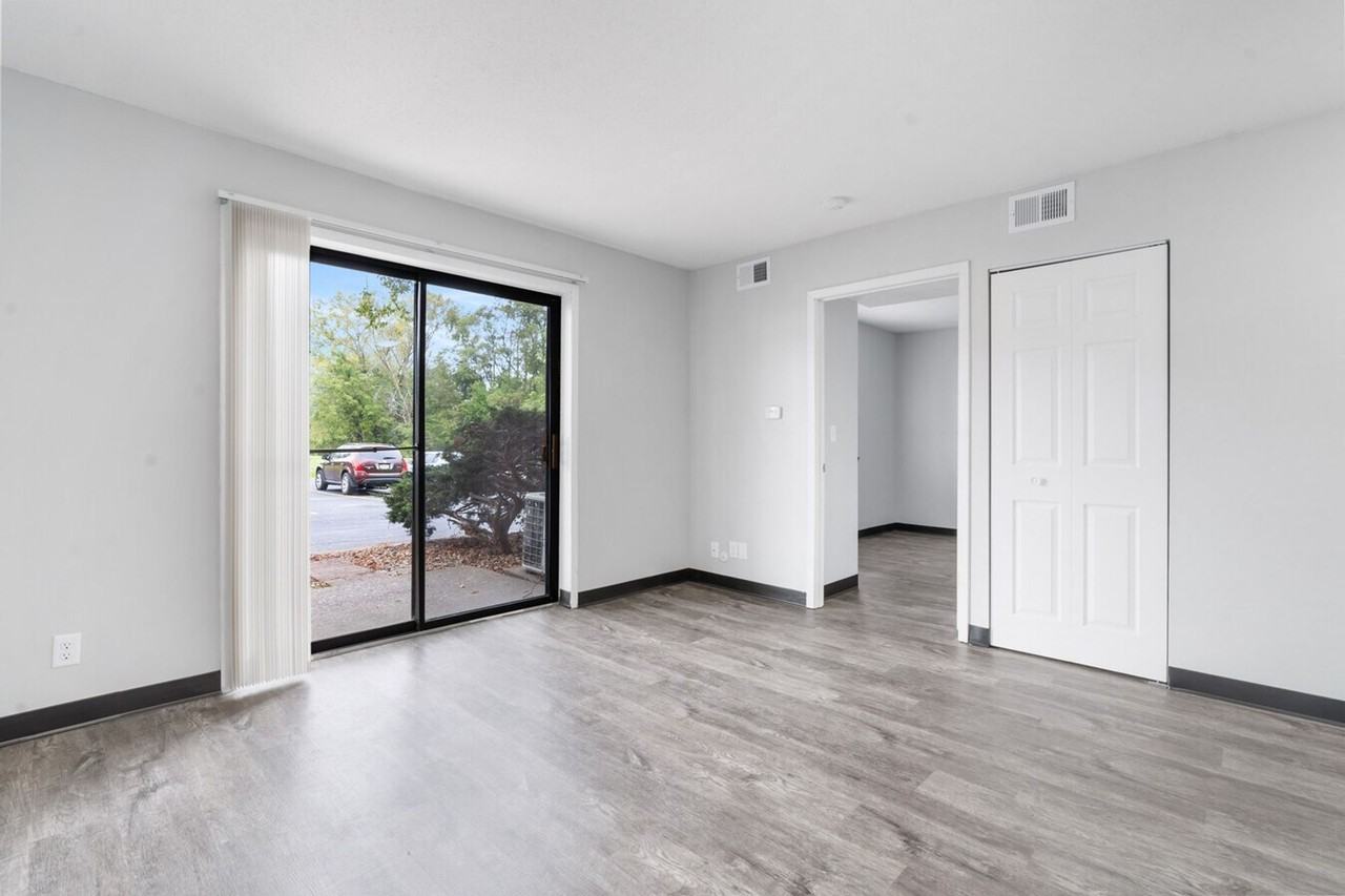 Breckenridge Davenport Apartments - Photo 3 of 50