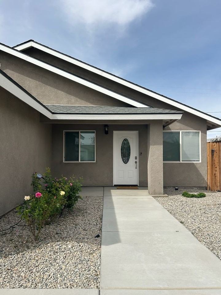 936 W Boston Ave - Photo 2 of 21