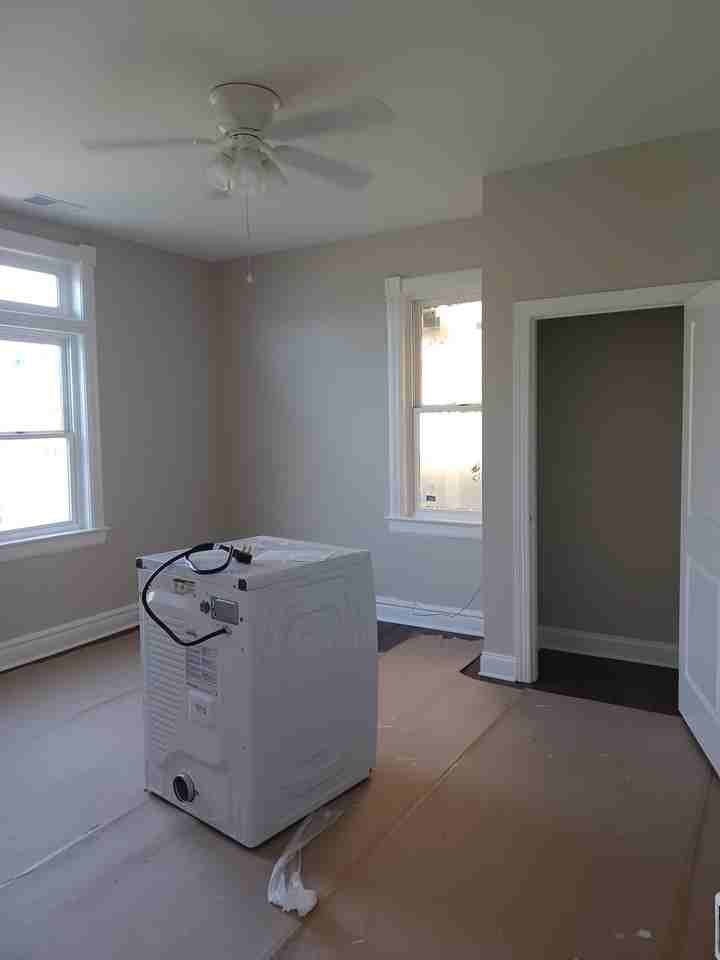 320 N Kent St #B - Photo 2 of 9