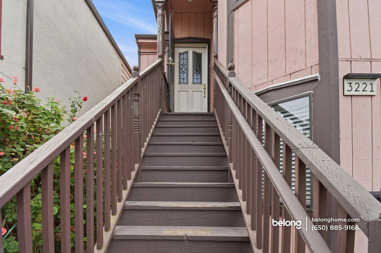 3221 Helen St - Photo 4 of 22