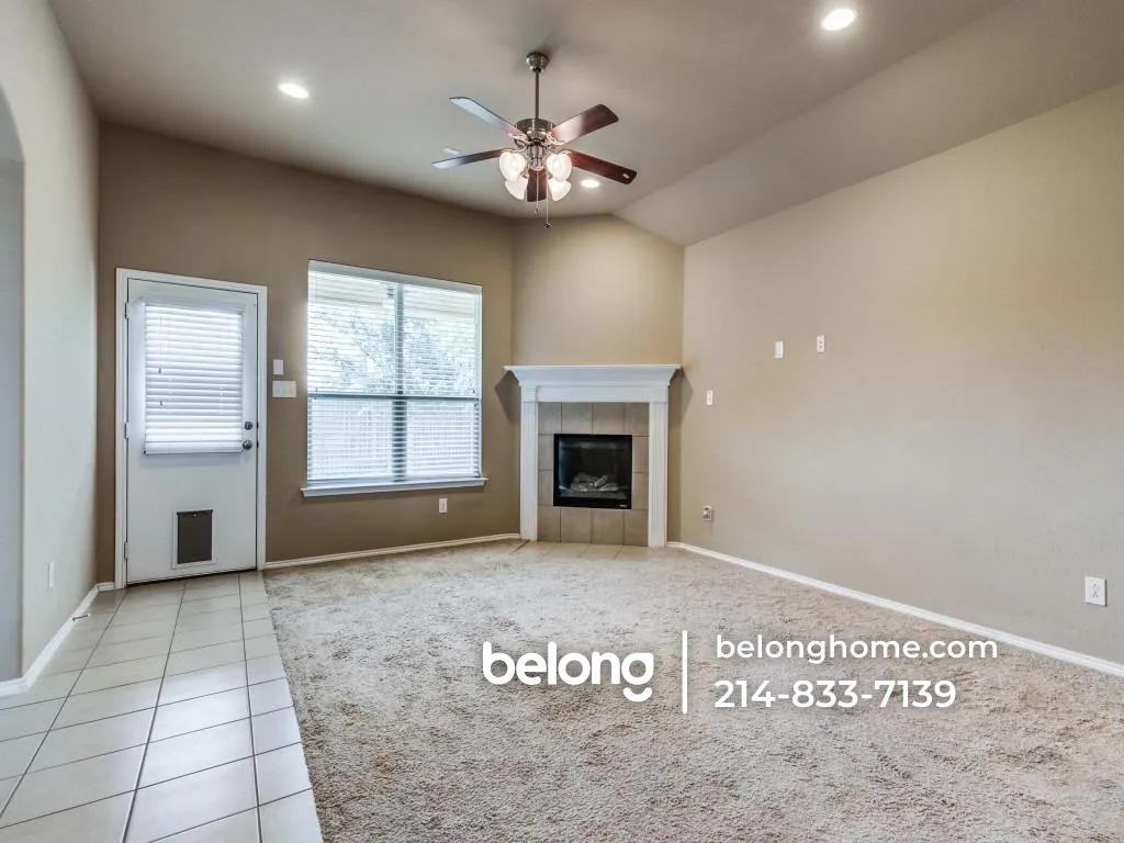 11608 Netleaf Ln - Photo 4 of 11