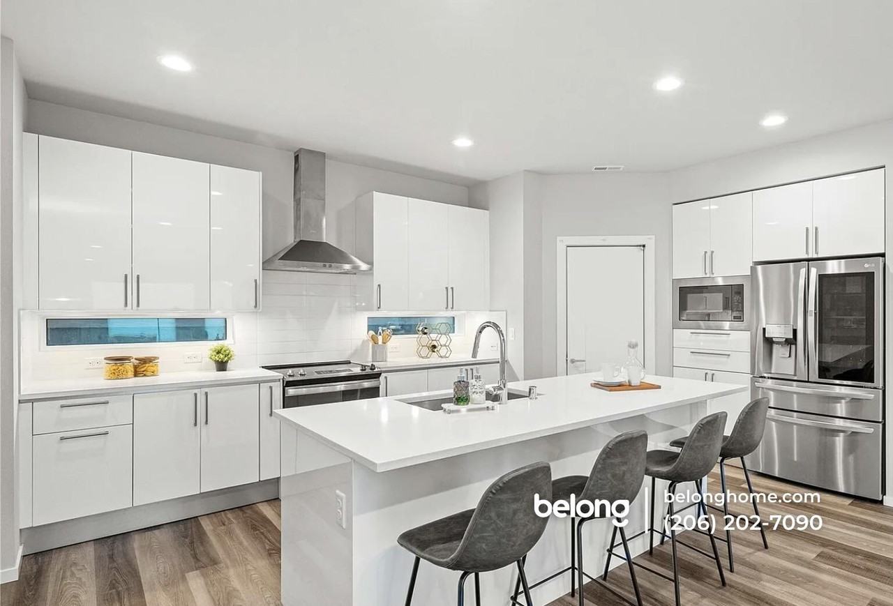 33352 Holly Ave Se - Photo 4 of 17