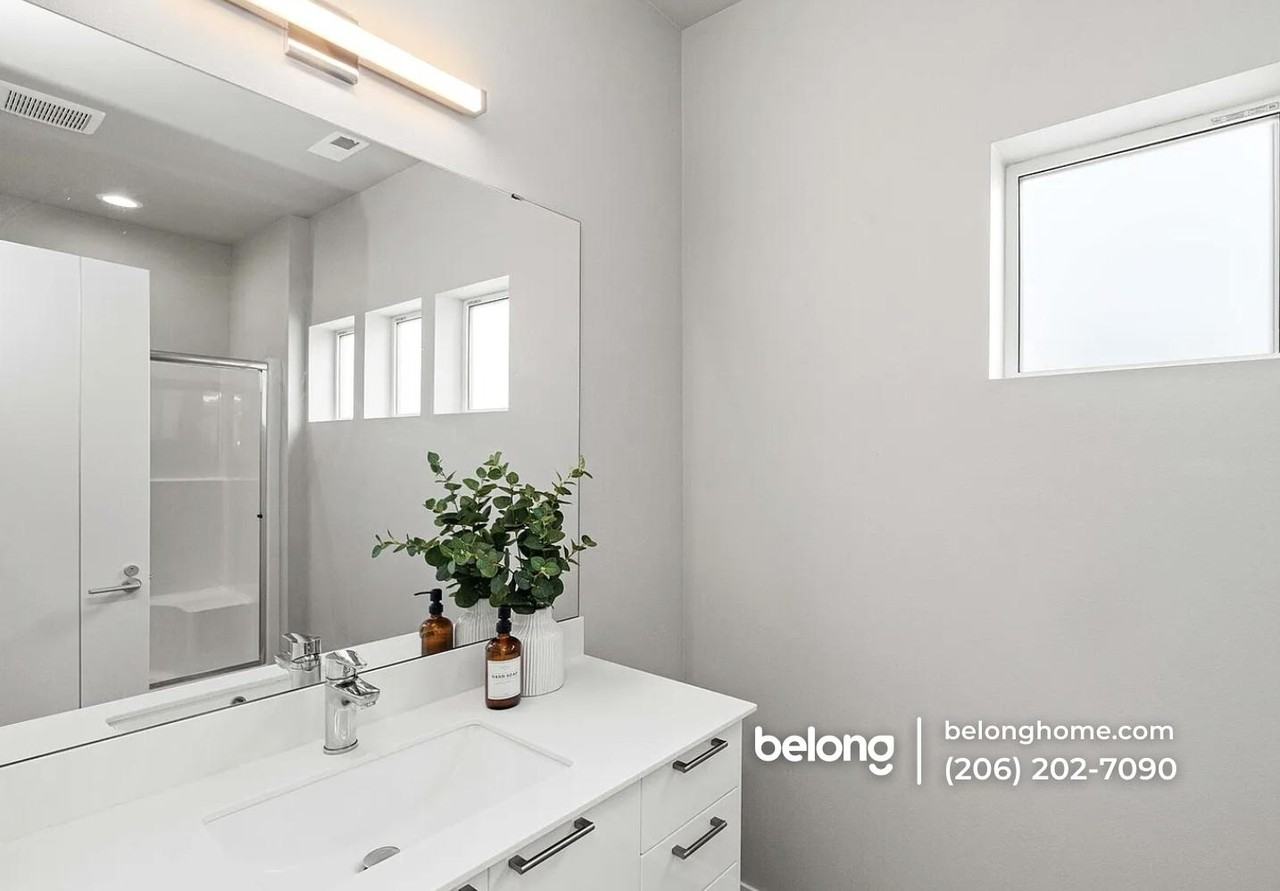 33352 Holly Ave Se - Photo 6 of 17