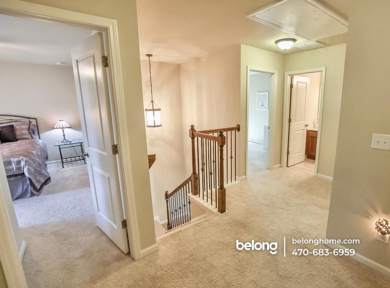 206 Manous Way - Photo 2 of 19