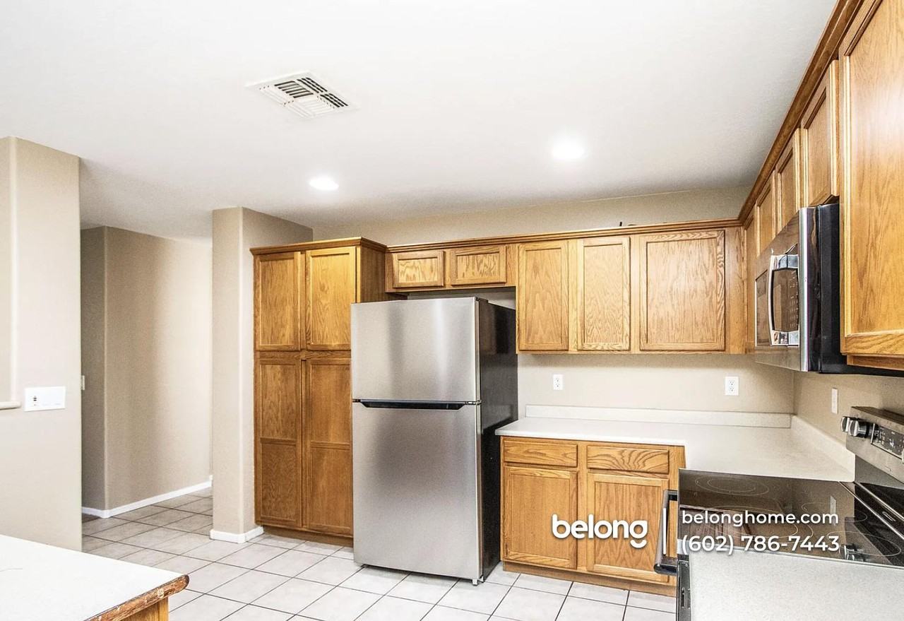 2215 W Nancy Ln - Photo 6 of 18