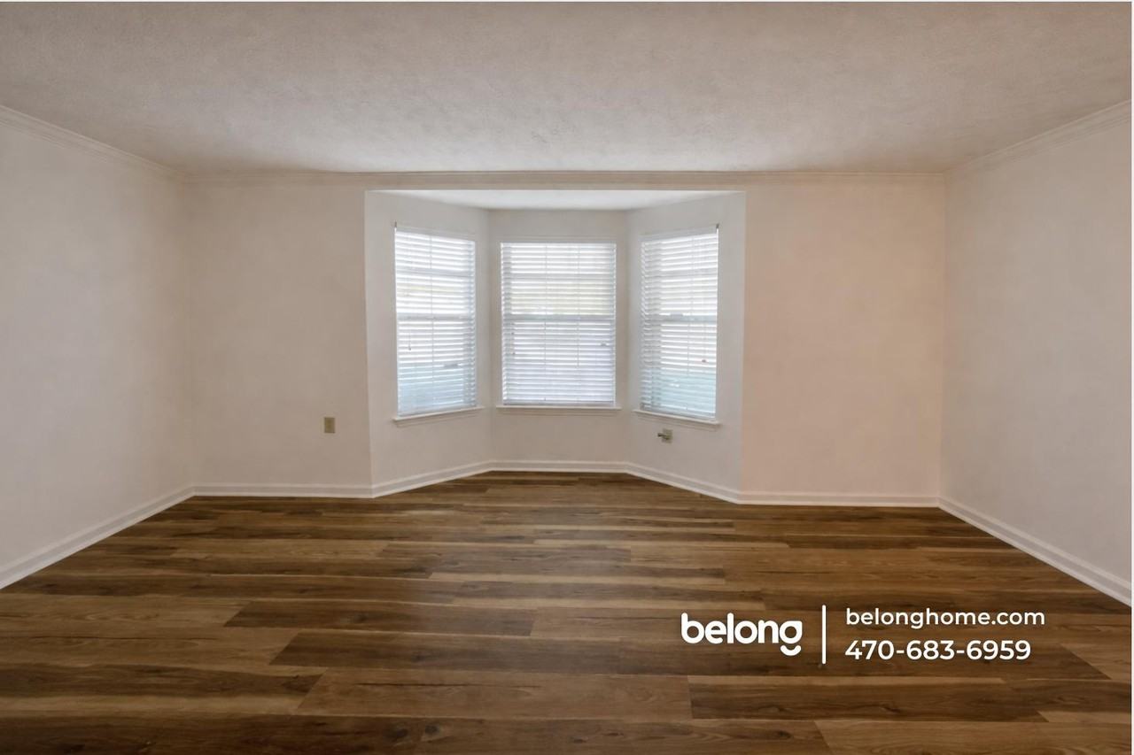 512 Bentley Pl - Photo 3 of 6