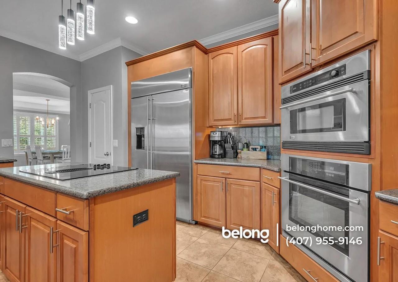 607 E Oakland Ave - Photo 4 of 28