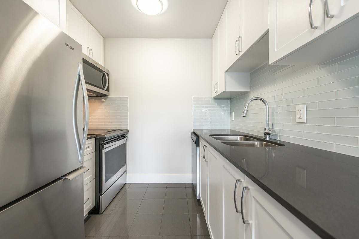 Royal Beach Apartments - Photo 5 of 31