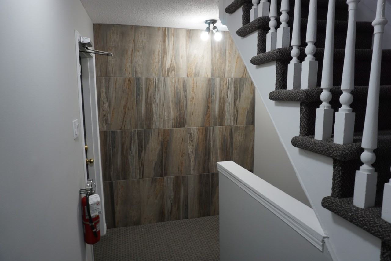 62 Russell Ave. - Photo 3 of 4